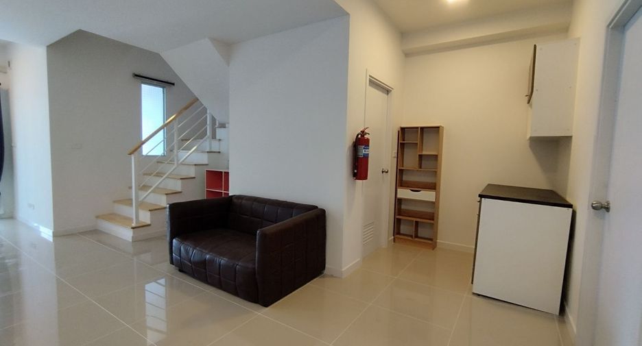 For sale 2 bedrooms townhouse in Bang Phli, Samut Prakan