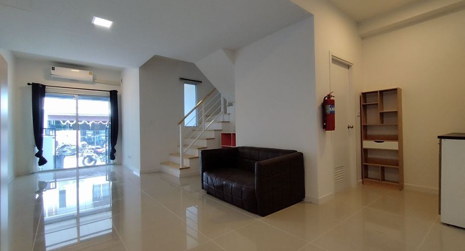 For sale 2 bedrooms townhouse in Bang Phli, Samut Prakan