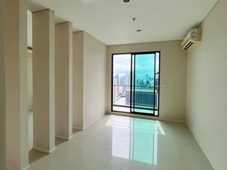 For sale 5 bedrooms condo in Watthana, Bangkok