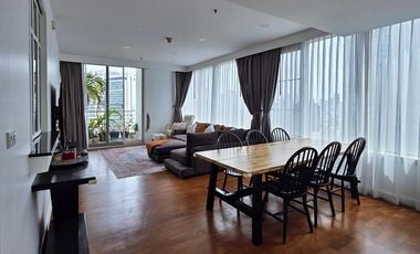 Condo en venta de 3 habitaciones en Khlong Toei, Bangkok