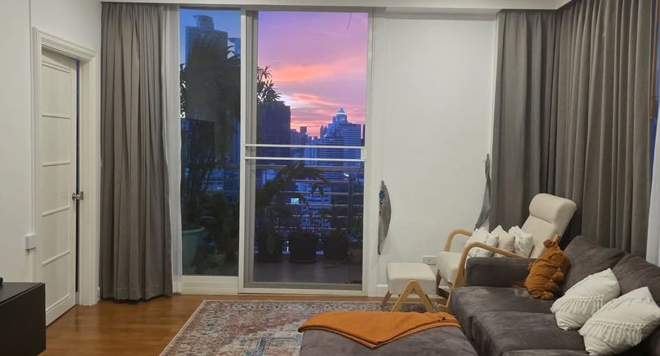 Wohnung zum Kauf mit 3 Zimmer in Khlong Toei, Bangkok