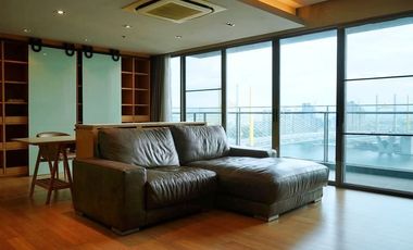 Condo en venta de 3 habitaciones en Yan Nawa, Bangkok