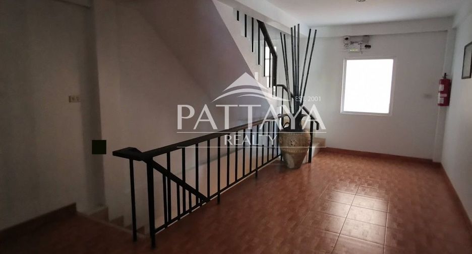 For sale 9 bedrooms retail Space in Bang Lamung, Chonburi