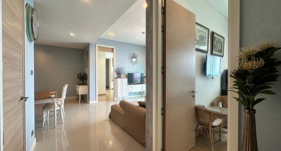 For rent 2 bedrooms condo in Bang Lamung, Chonburi