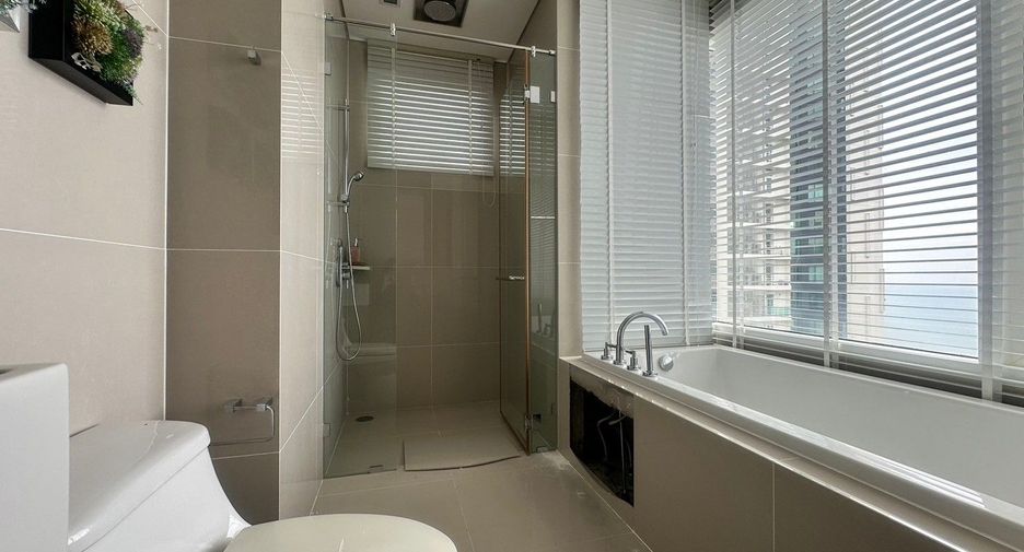 For rent 2 bedrooms condo in Bang Lamung, Chonburi