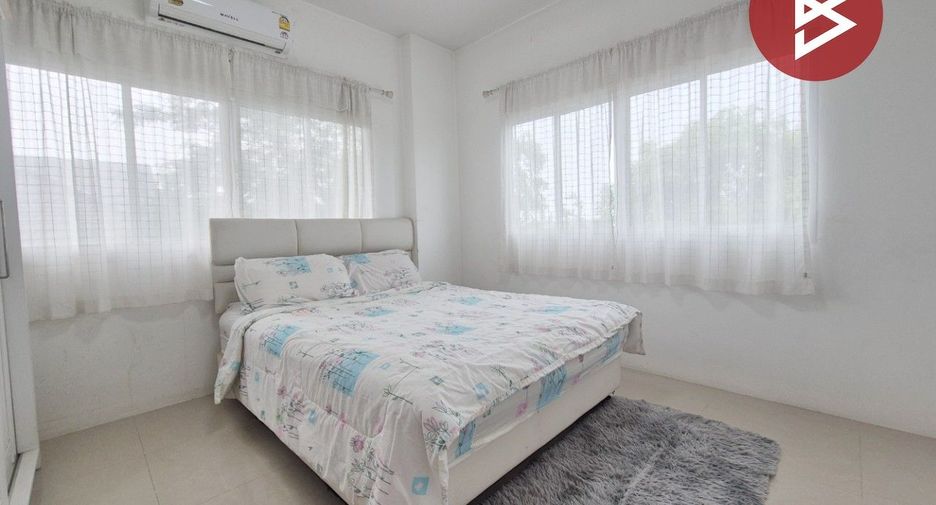 Casa en venta de 3 habitaciones en Phan Thong, Chonburi