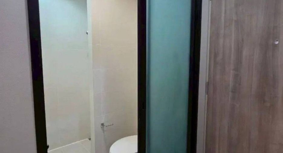 Condo en venta de 1 habitaciones en Huai Khwang, Bangkok