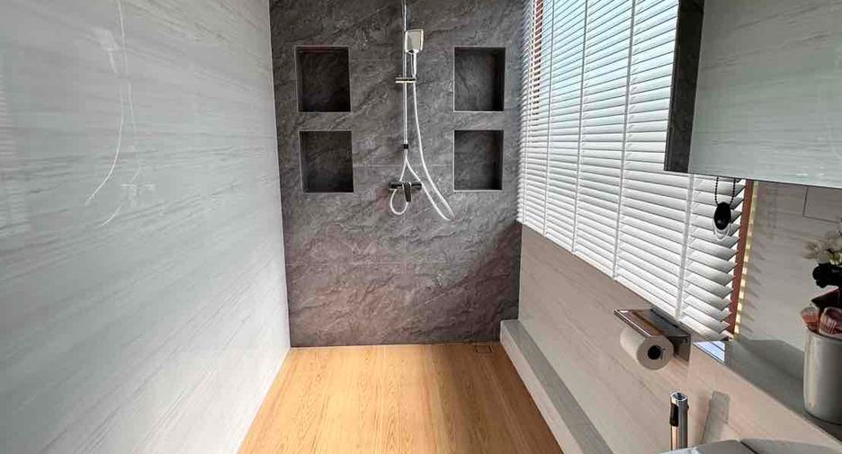 Haus zum Kauf mit 5 Zimmer in Bang Lamung, Chonburi