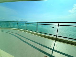 For rent 3 bedrooms condo in Bang Lamung, Chonburi