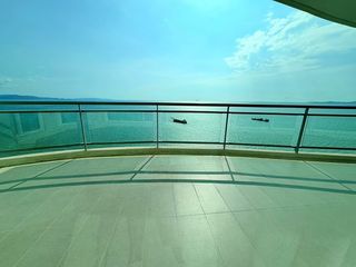 For rent 3 bedrooms condo in Bang Lamung, Chonburi