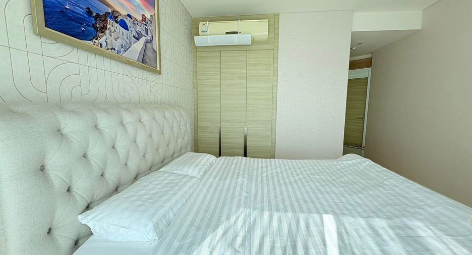 For rent 3 bedrooms condo in Bang Lamung, Chonburi