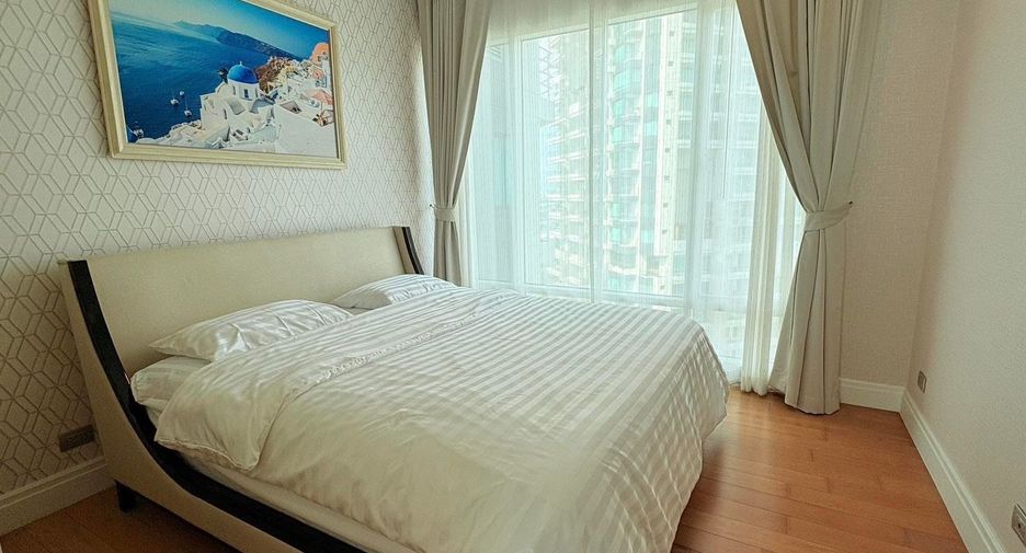 For rent 3 bedrooms condo in Bang Lamung, Chonburi