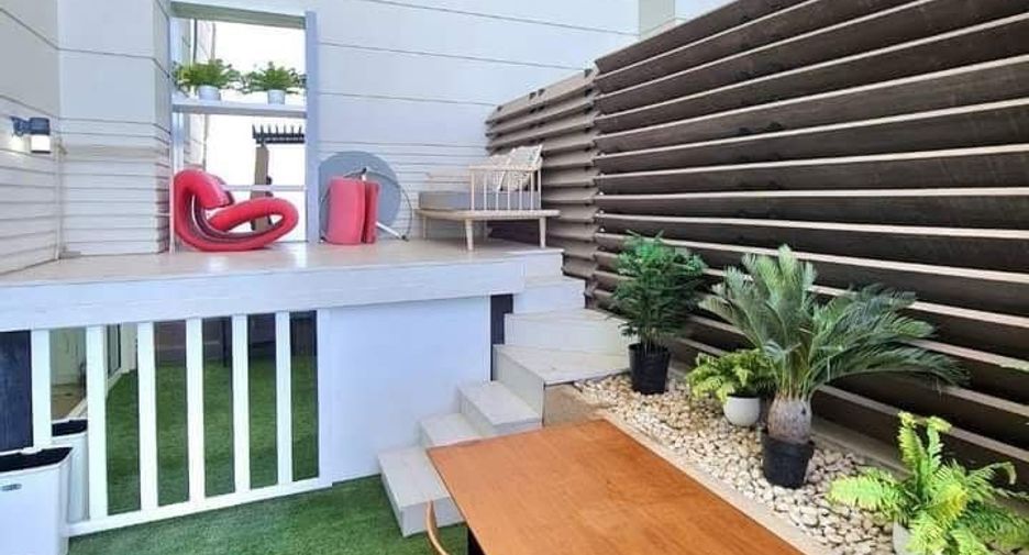 For rent 2 bedrooms condo in Bang Lamung, Chonburi