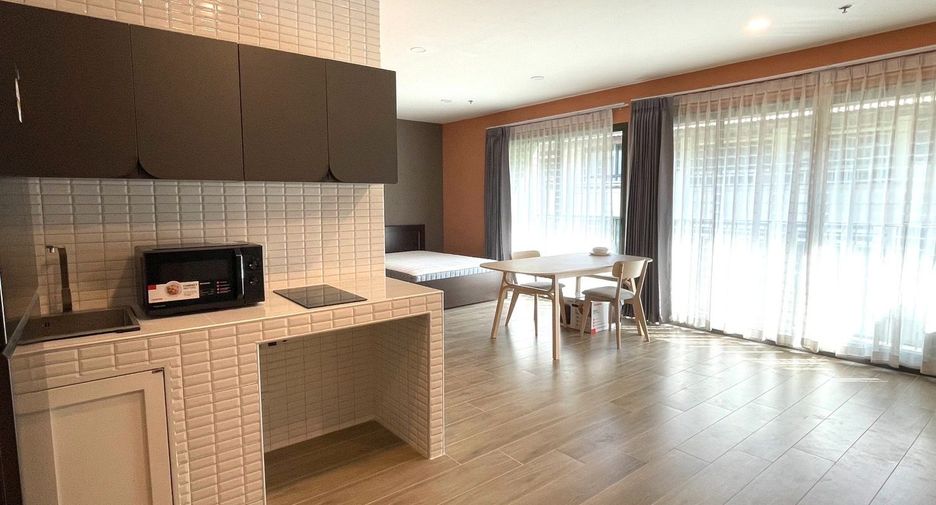 For rent 1 bed condo in Watthana, Bangkok