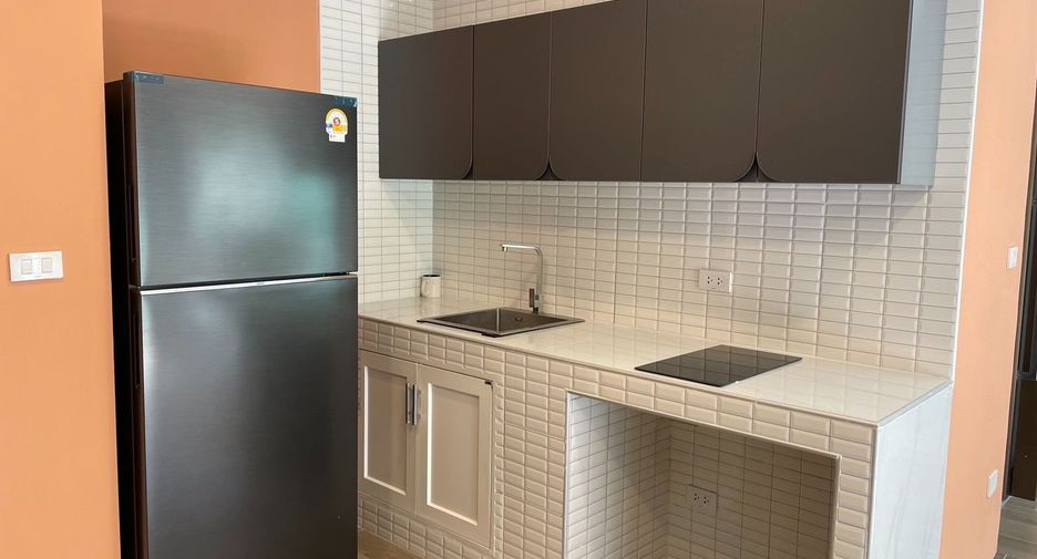 For rent 1 bed condo in Watthana, Bangkok