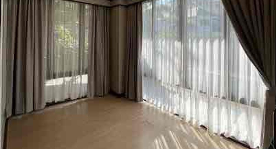 For rent 6 bedrooms villa in Bang Lamung, Chonburi