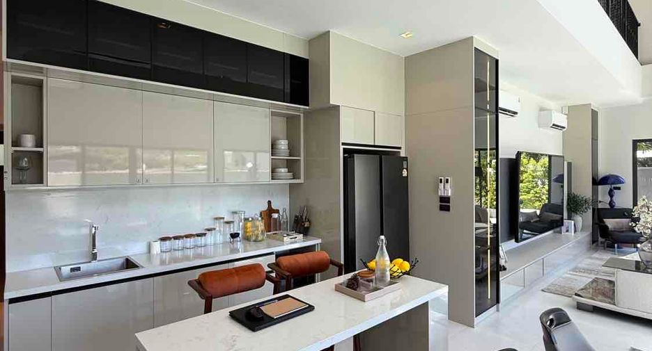 Villa en alquiler de 8 habitaciones en Bang Lamung, Chonburi