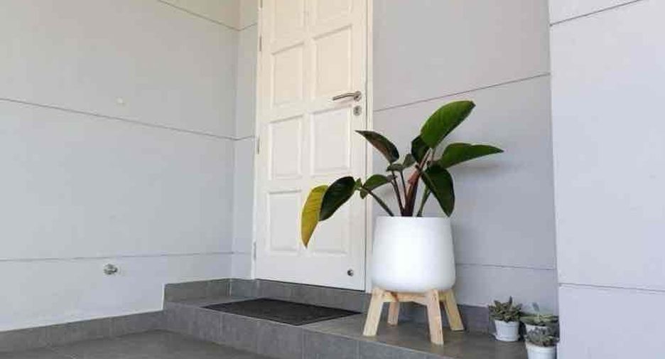 For rent 3 bedrooms villa in Bang Lamung, Chonburi