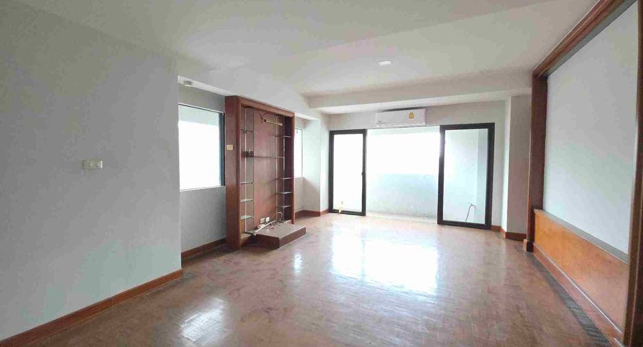 ขาย 3 ห้องนอน คอนโด ใน วัฒนา, กรุงเทพฯ