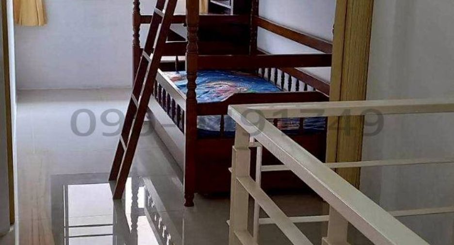 For rent 3 bedrooms townhouse in Prawet, Bangkok