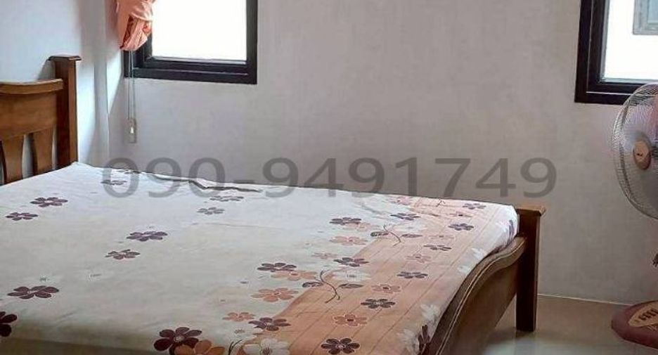For rent 3 bedrooms townhouse in Prawet, Bangkok