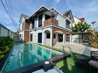For sale 5 bedrooms villa in Bang Lamung, Chonburi