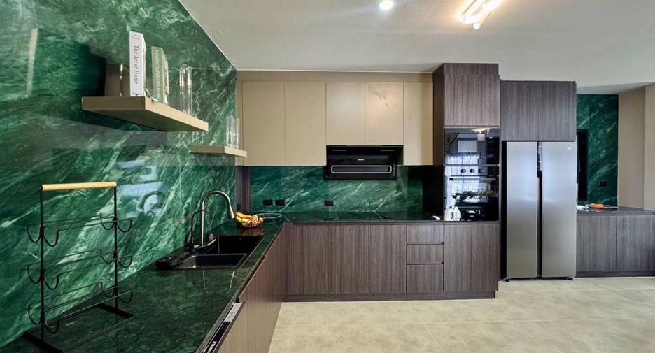 Villa zum Kauf mit 5 Zimmer in Bang Lamung, Chonburi