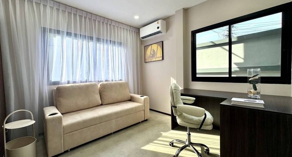 Villa zum Kauf mit 5 Zimmer in Bang Lamung, Chonburi