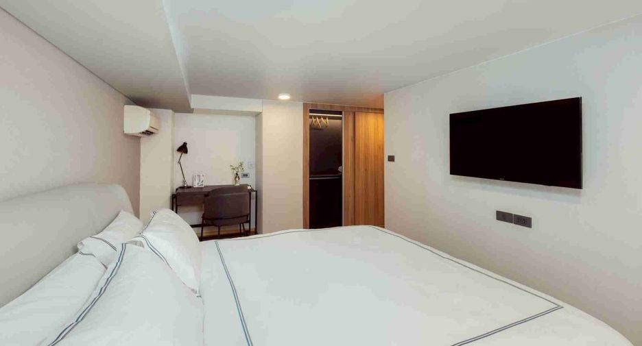 For sale 1 bed condo in Watthana, Bangkok