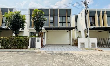 For sale 3 bedrooms house in Khlong Luang, Pathum Thani
