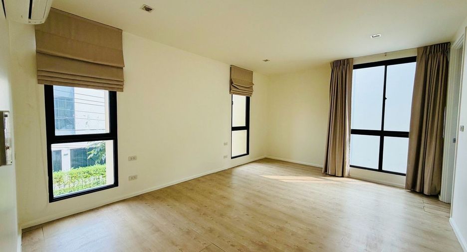 For sale 3 bedrooms house in Khlong Luang, Pathum Thani