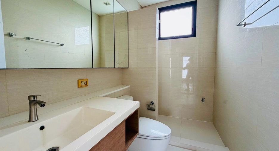 For sale 3 bedrooms house in Khlong Luang, Pathum Thani