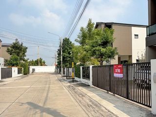 For sale 2 ベッドルーム house in Bang Sao Thong, Samut Prakan
