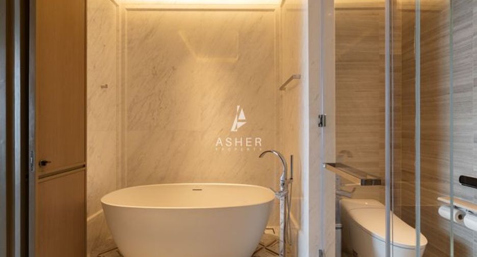 For rent 2 bedrooms condo in Sathon, Bangkok