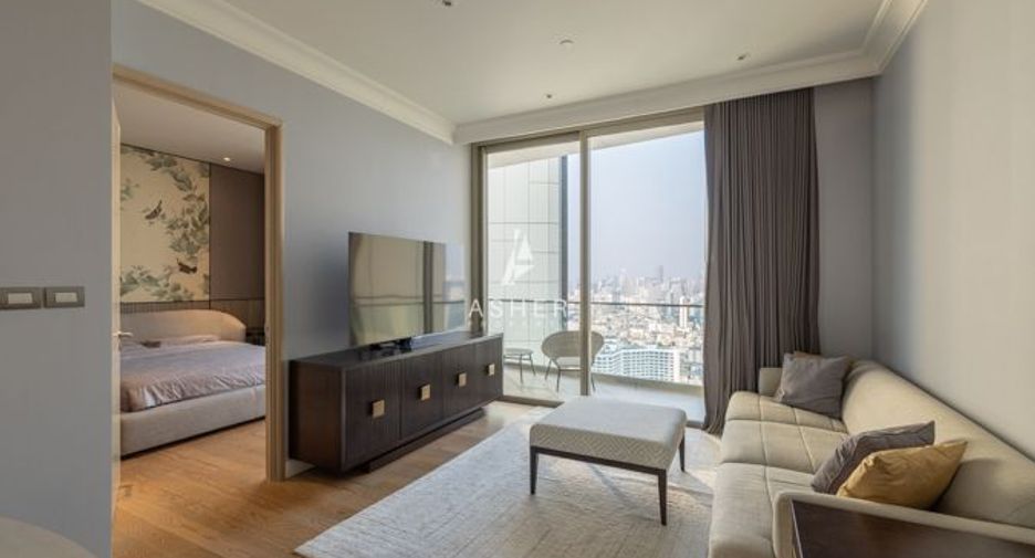 For rent 2 bedrooms condo in Khlong San, Bangkok