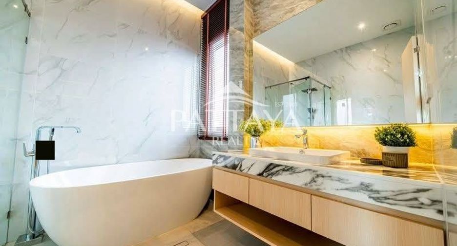 Casa en venta de 4 habitaciones en Bang Lamung, Chonburi