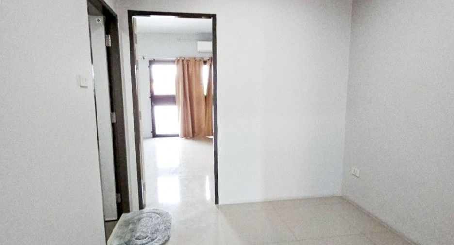 For sale 2 ベッドルーム retail Space in Mueang Chon Buri, Chonburi