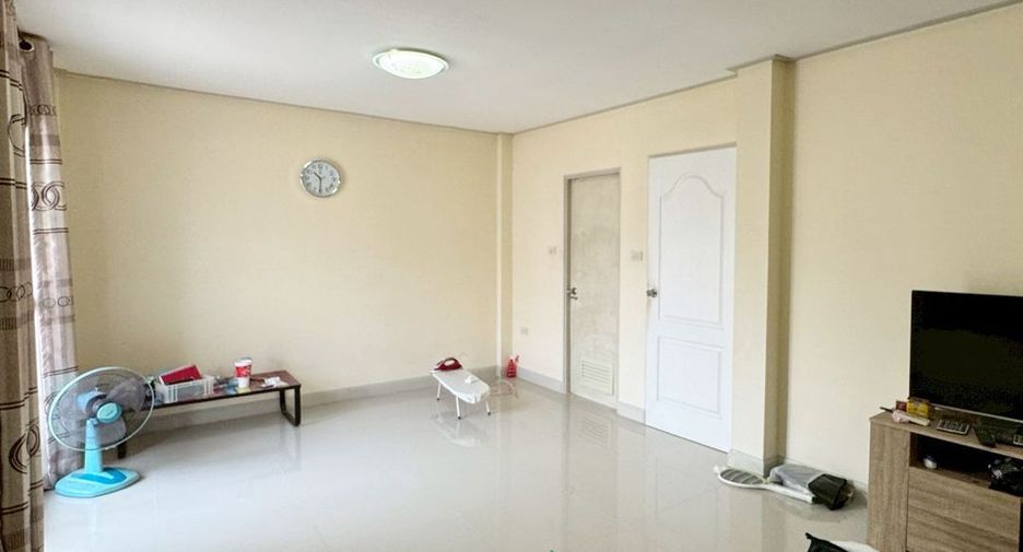 For sale 3 bedrooms townhouse in Bang Kruai, Nonthaburi