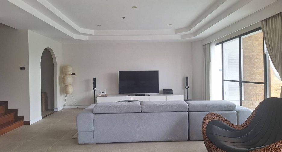 Condo en alquiler de 4 habitaciones en Khlong Toei, Bangkok