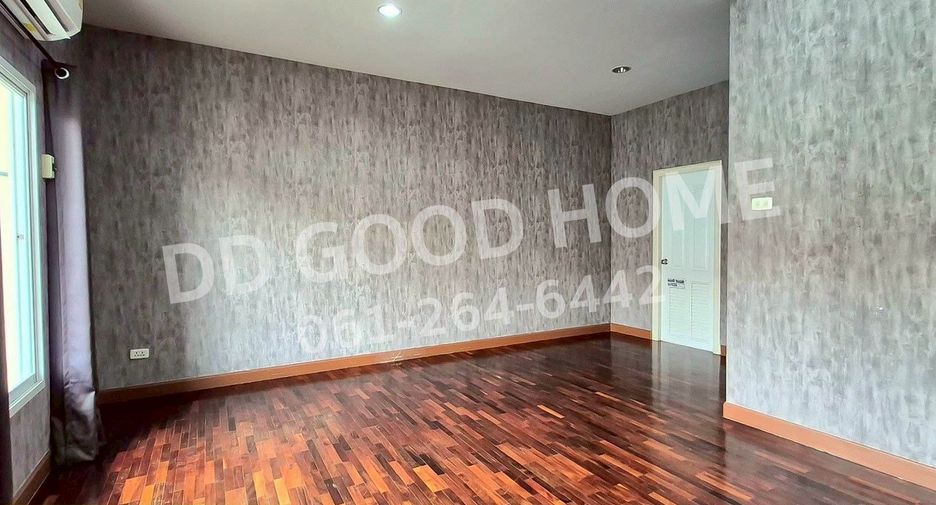 For rent and for sale 4 bedrooms townhouse in Mueang Nonthaburi, Nonthaburi