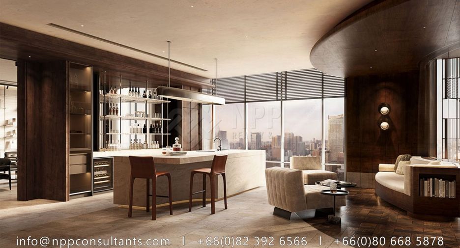 For sale 4 bedrooms condo in Khlong Toei, Bangkok