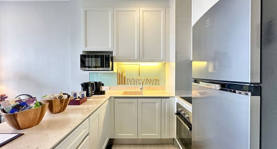 For rent 1 bed serviced apartment in Watthana, Bangkok