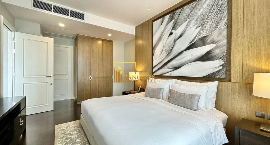 For rent 1 bed serviced apartment in Watthana, Bangkok