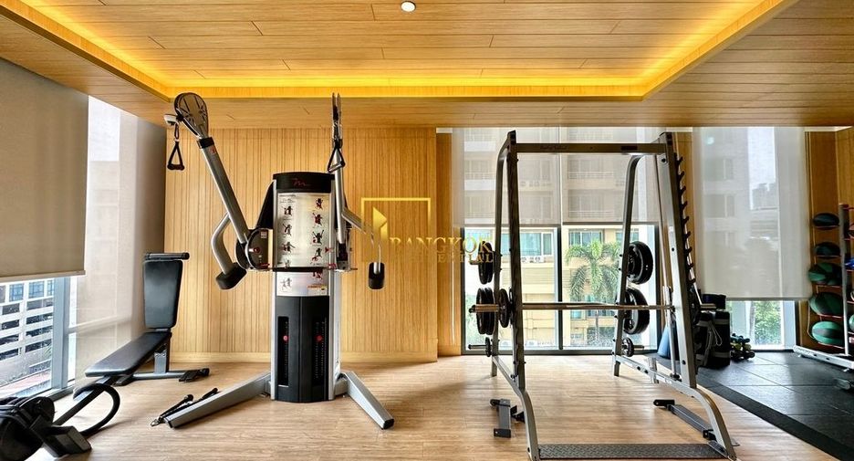 For rent 1 bed serviced apartment in Watthana, Bangkok