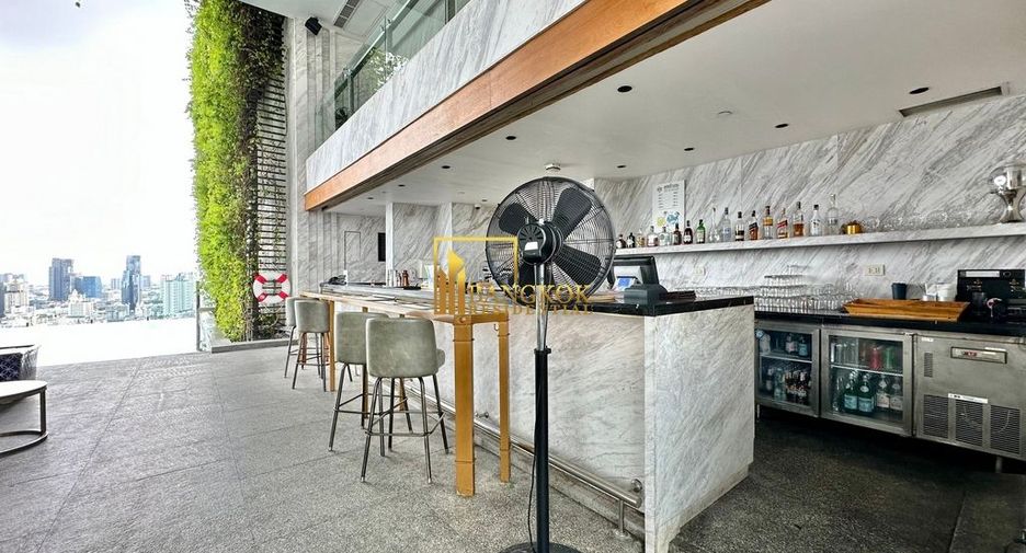 For rent 1 bed serviced apartment in Watthana, Bangkok