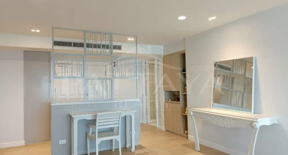 For rent 3 bedrooms condo in Sattahip, Chonburi