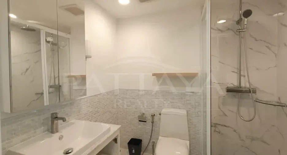 For rent 3 bedrooms condo in Sattahip, Chonburi