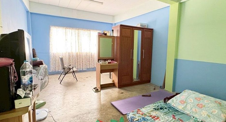 Gewerbefläche zum Kauf mit 1 Zimmer in Krathum Baen, Samut Sakhon