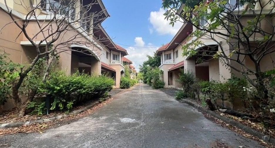 À vendre 1 chambre local commercial à Bang Bua Thong, Nonthaburi