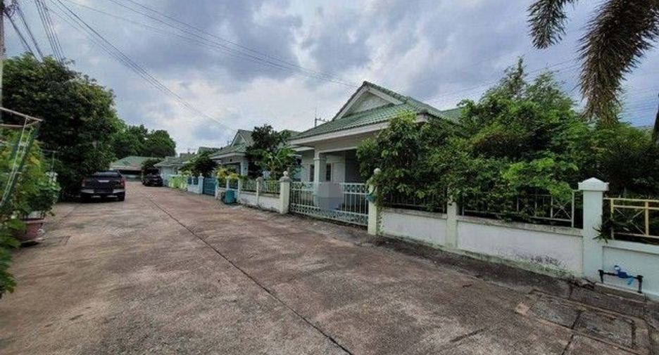 À vendre 3 chambres maison à Ban Bueng, Chonburi